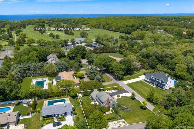 450 Maple Lane, Greenport, NY 11944