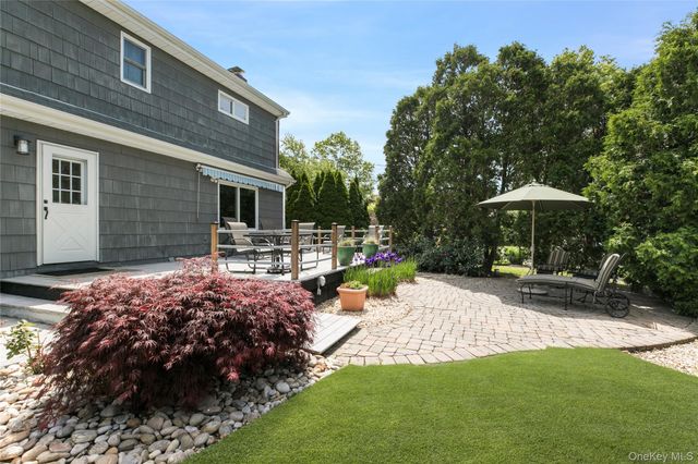 450 Maple Lane, Greenport, NY 11944