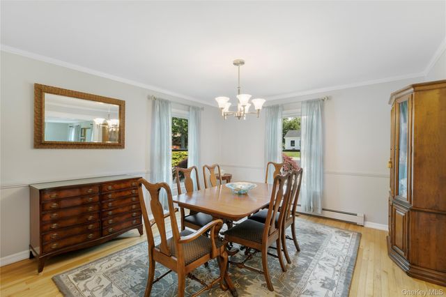 450 Maple Lane, Greenport, NY 11944