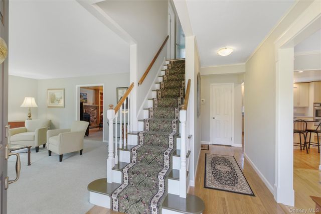 450 Maple Lane, Greenport, NY 11944