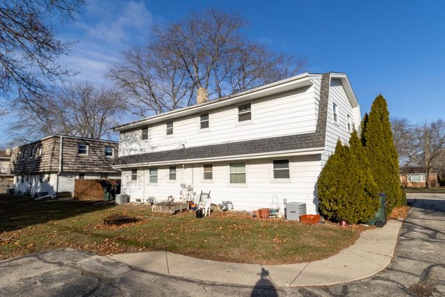 2307 4 Mile ROAD, Racine, WI 53402