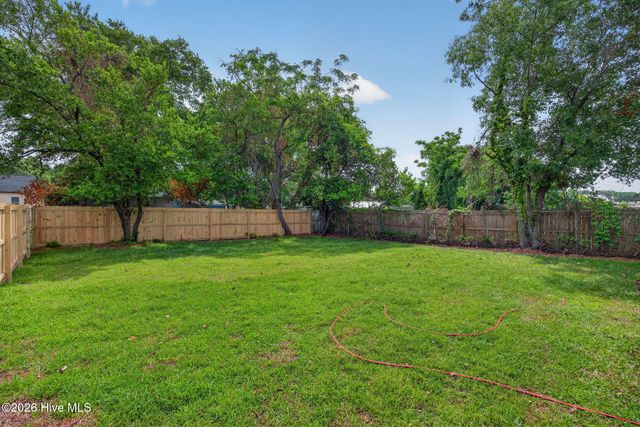 2157 Burnett Boulevard, Wilmington, NC 28401