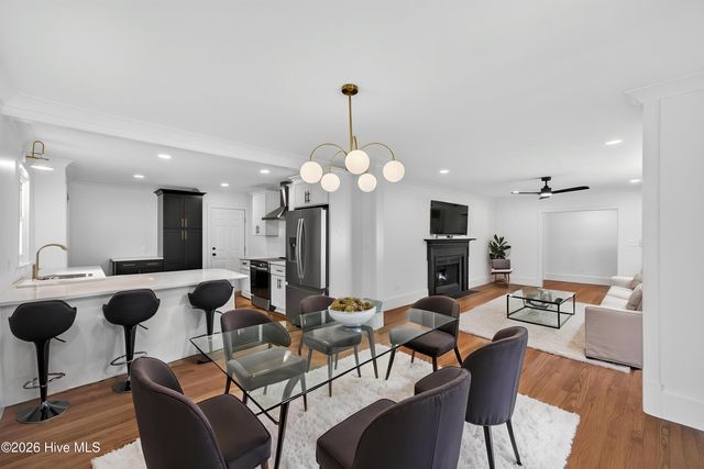 2157 Burnett Boulevard, Wilmington, NC 28401