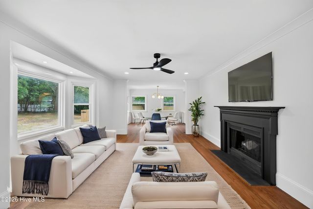2157 Burnett Boulevard, Wilmington, NC 28401