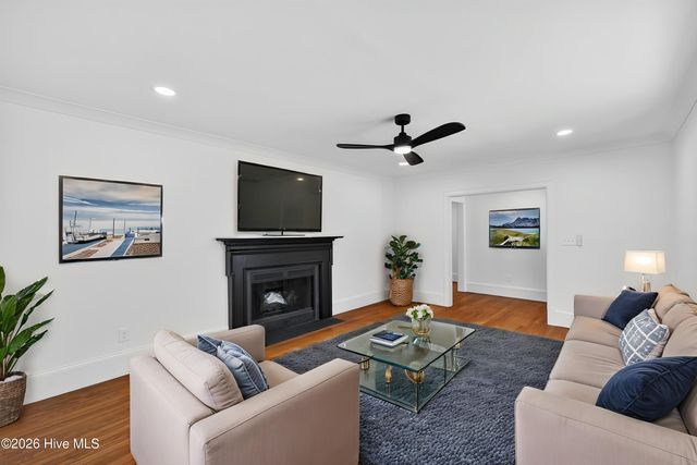 2157 Burnett Boulevard, Wilmington, NC 28401