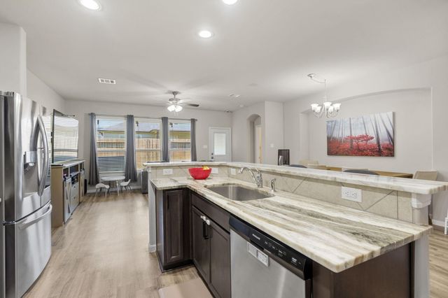 2137 Cedar Way Drive, Conroe, TX 77301