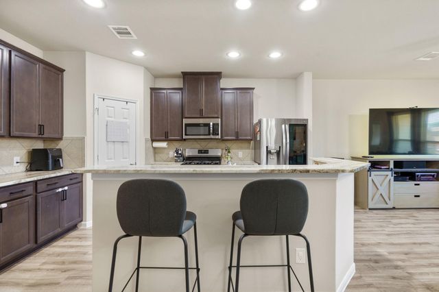 2137 Cedar Way Drive, Conroe, TX 77301