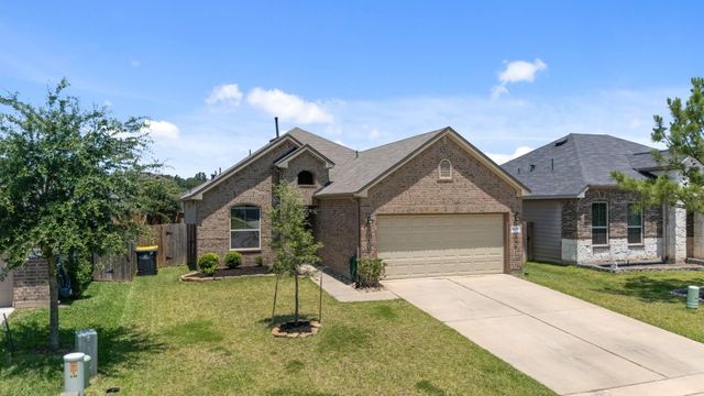 2137 Cedar Way Drive, Conroe, TX 77301