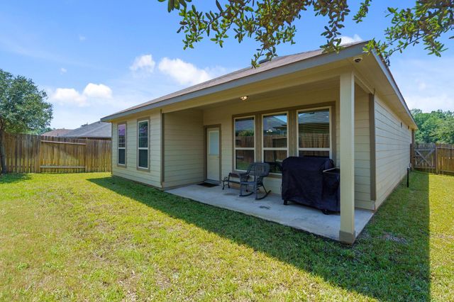 2137 Cedar Way Drive, Conroe, TX 77301