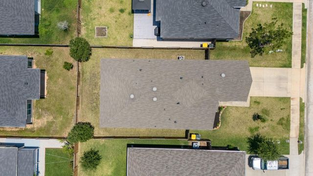 2137 Cedar Way Drive, Conroe, TX 77301