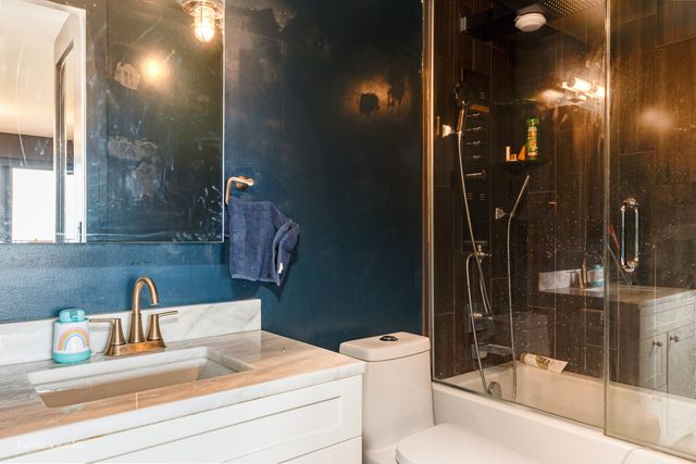 2020 N Lincoln Park 12G, Chicago, IL 60614