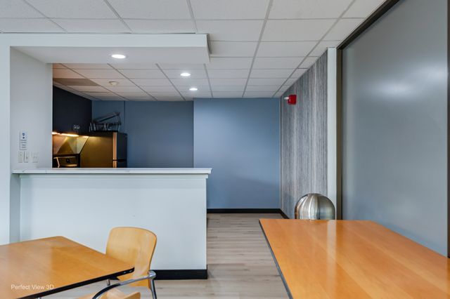 2020 N Lincoln Park 12G, Chicago, IL 60614