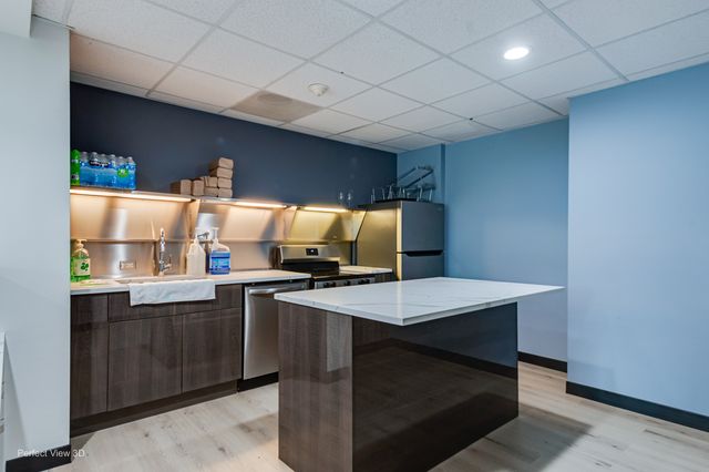 2020 N Lincoln Park 12G, Chicago, IL 60614