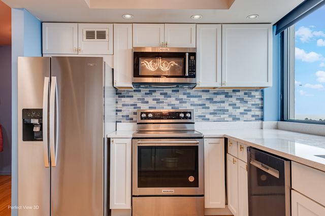 2020 N Lincoln Park 12G, Chicago, IL 60614