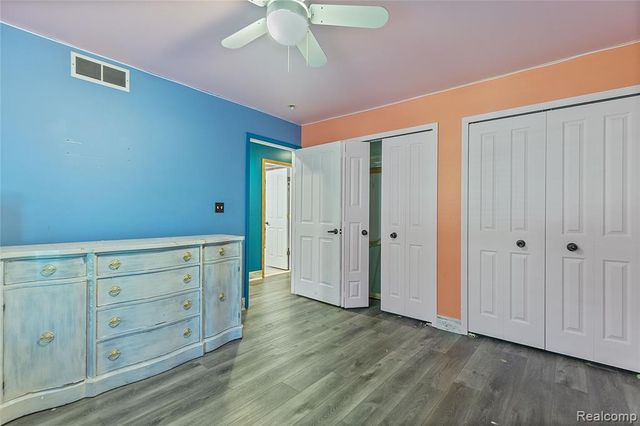 680 S Bartlett Road, Saint Clair, MI 48079