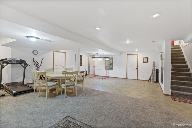 680 S Bartlett Road, Saint Clair, MI 48079