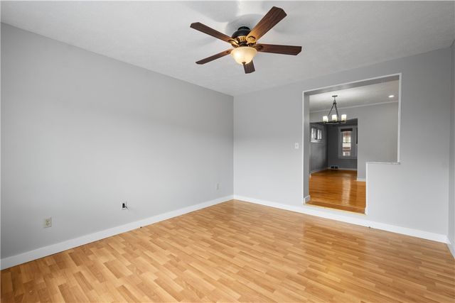 86 Duncan Avenue, Crafton, PA 15205