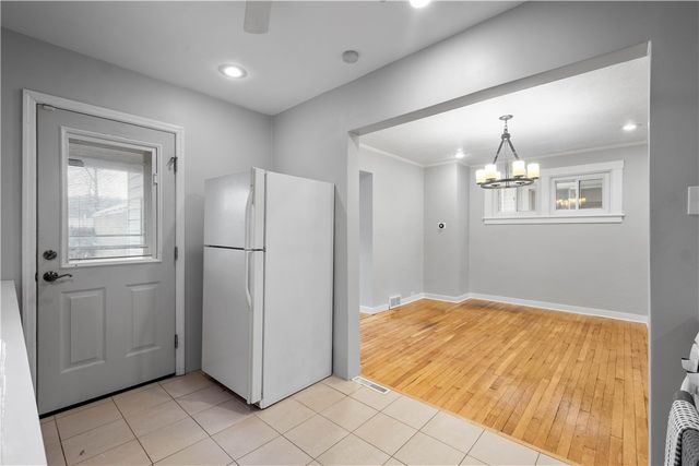 86 Duncan Avenue, Crafton, PA 15205