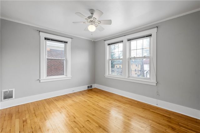 86 Duncan Avenue, Crafton, PA 15205