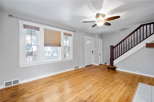 86 Duncan Avenue, Crafton, PA 15205