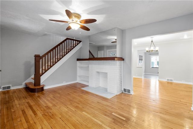 86 Duncan Avenue, Crafton, PA 15205