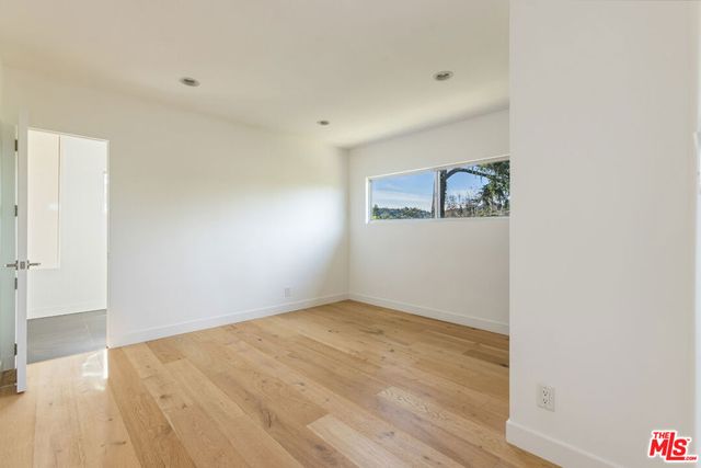 3424 Primera Avenue, Los Angeles, CA 90068