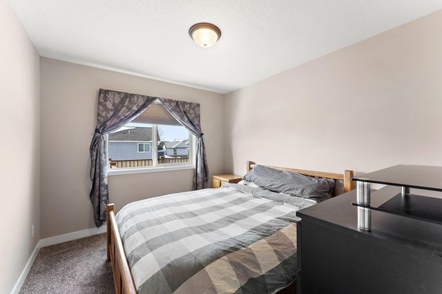 12012 Mayview Cove, Lindstrom, MN 55045