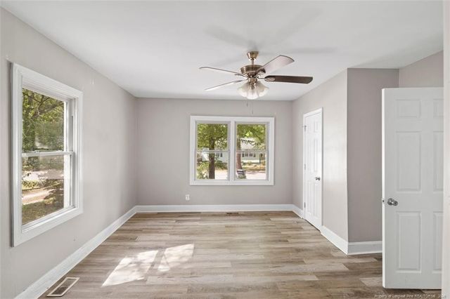 508 E 6th Avenue, Raeford, NC 28376