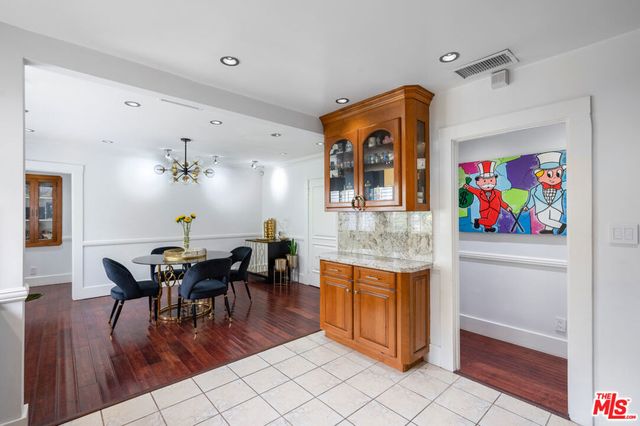 803 S Sycamore Avenue, Los Angeles, CA 90036