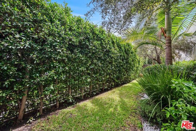 803 S Sycamore Avenue, Los Angeles, CA 90036