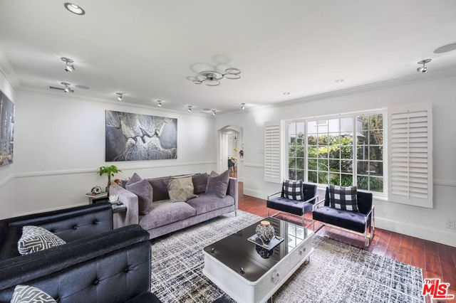 803 S Sycamore Avenue, Los Angeles, CA 90036