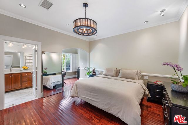 803 S Sycamore Avenue, Los Angeles, CA 90036