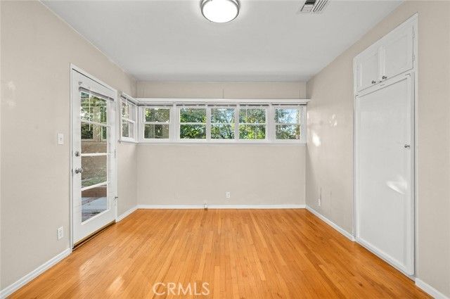 5715 Norwich Avenue, Van Nuys (los Angeles), CA 91411