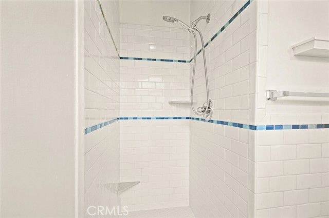 5715 Norwich Avenue, Van Nuys (los Angeles), CA 91411