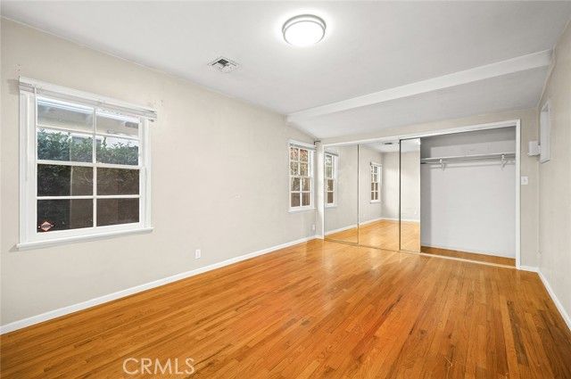 5715 Norwich Avenue, Van Nuys (los Angeles), CA 91411