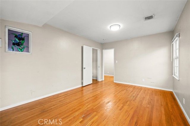 5715 Norwich Avenue, Van Nuys (los Angeles), CA 91411