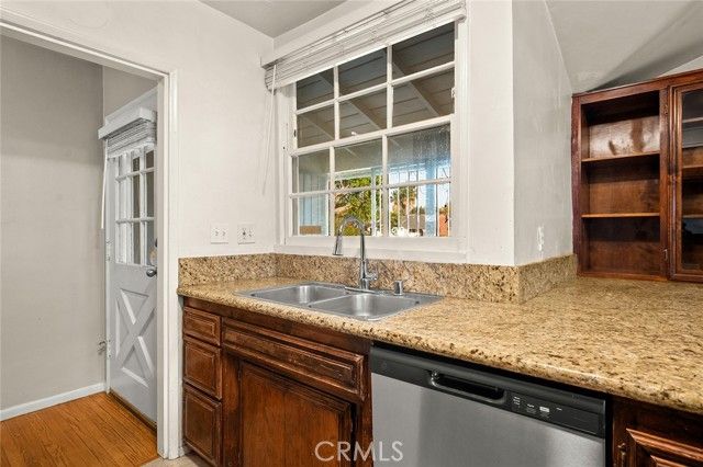 5715 Norwich Avenue, Van Nuys (los Angeles), CA 91411