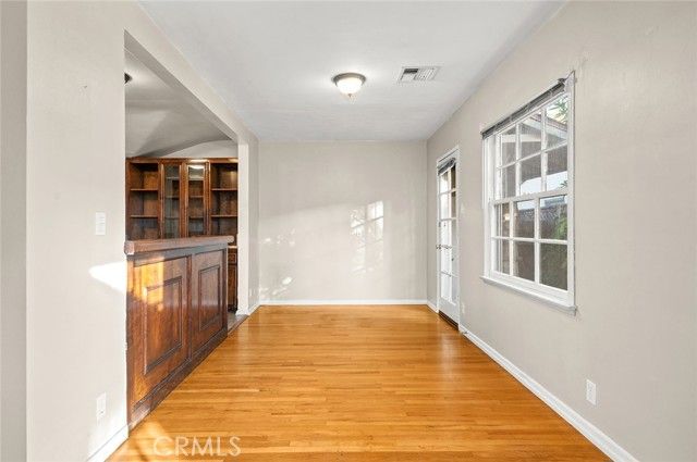 5715 Norwich Avenue, Van Nuys (los Angeles), CA 91411