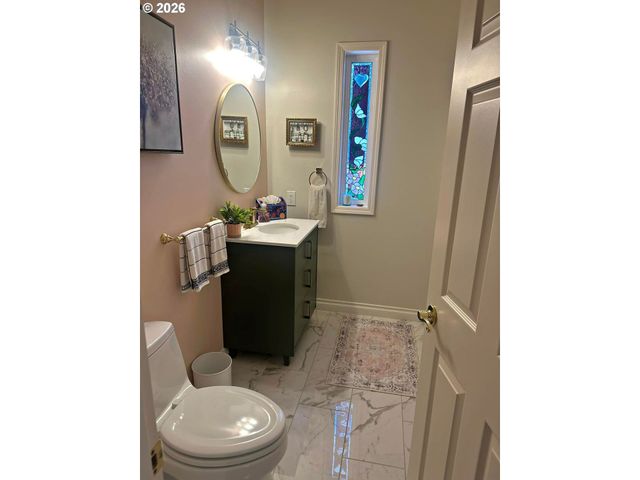 6404 Nw DOGWOOD Dr, Vancouver, WA 98663