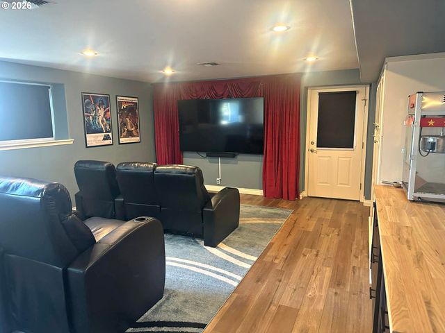 6404 Nw DOGWOOD Dr, Vancouver, WA 98663