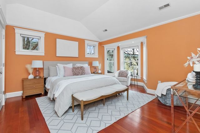 17 Perry St 3, Cambridge, MA 02139