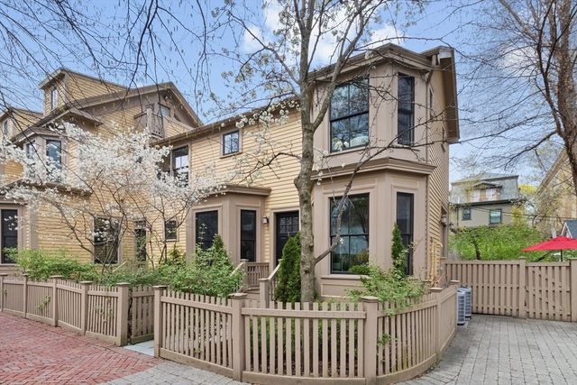 17 Perry St 3, Cambridge, MA 02139