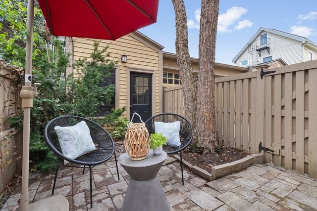 17 Perry St 3, Cambridge, MA 02139