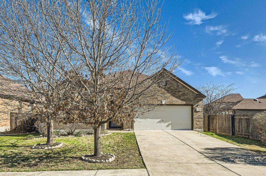 1000 Sussex WAY, Round Rock, TX 78665
