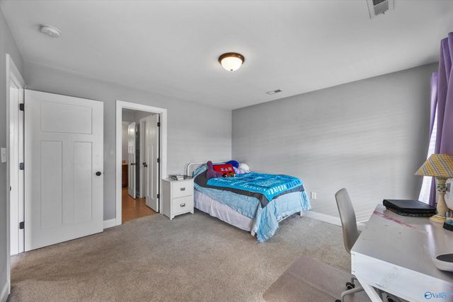 17 Alex Spring Place, Gurley, AL 35748