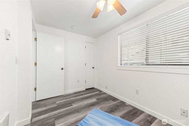 5 W Shore Avenue SW, Lakewood, WA 98498
