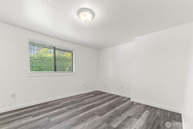 5 W Shore Avenue SW, Lakewood, WA 98498