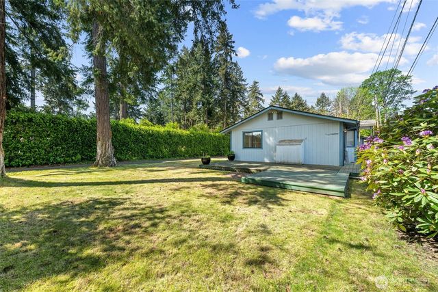 5 W Shore Avenue SW, Lakewood, WA 98498