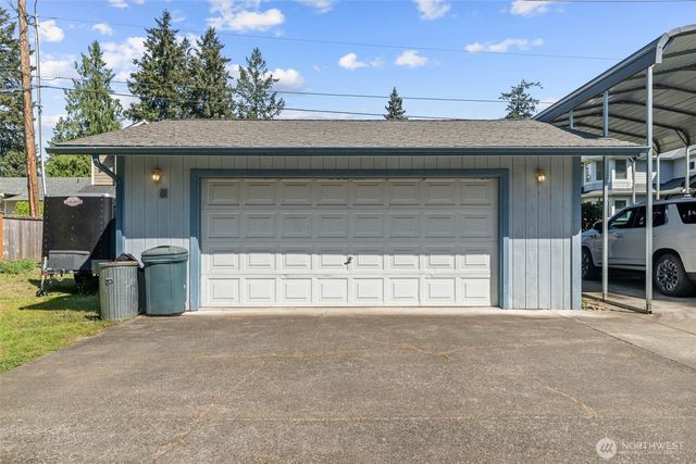 5 W Shore Avenue SW, Lakewood, WA 98498