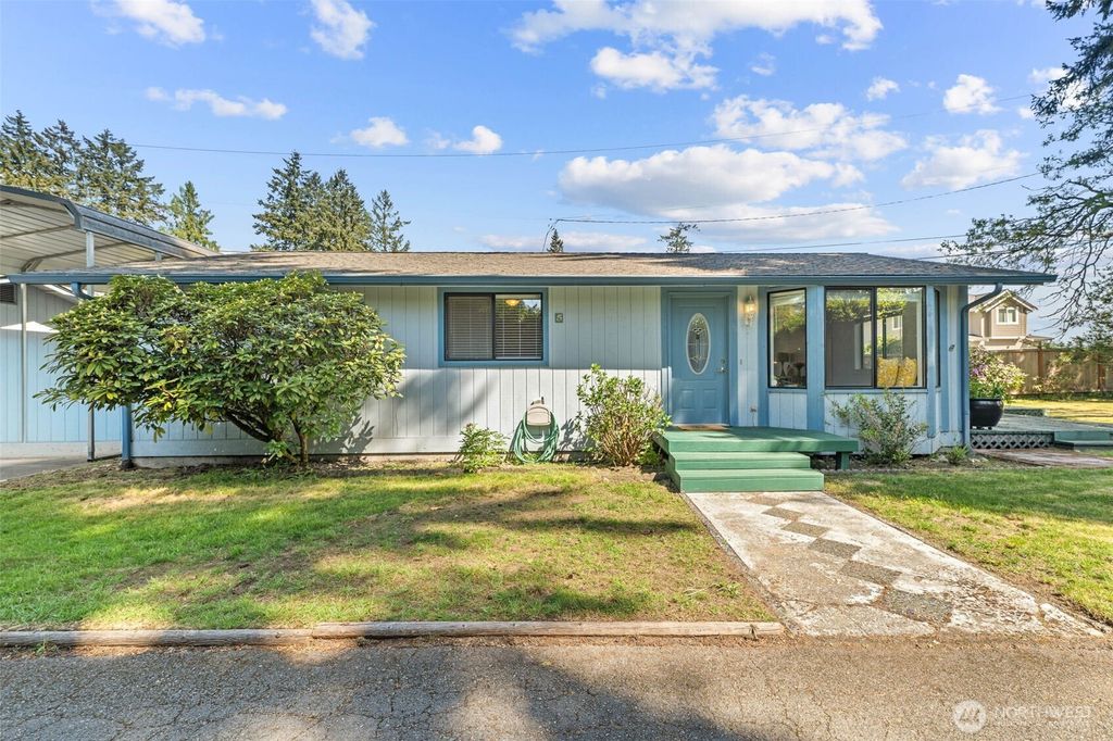 5 W Shore Avenue SW, Lakewood, WA 98498
